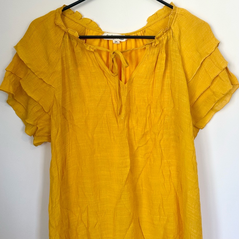 Yellow Ruffled Women's Top - Size: 2X - Picture 4 of 6